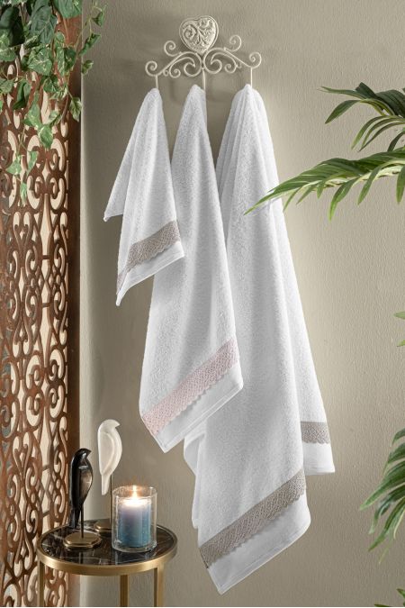 Kopanaki Embriodery Bath Towel