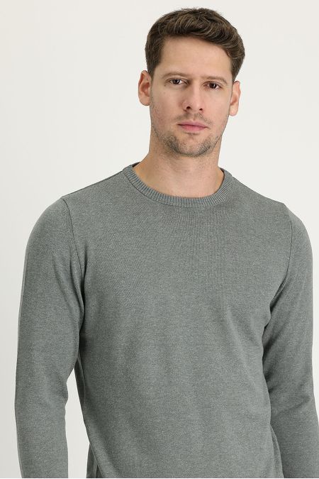 Crew Neck Regular Fit Knit Sweater