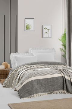 Stripe Patterned Bed Cover