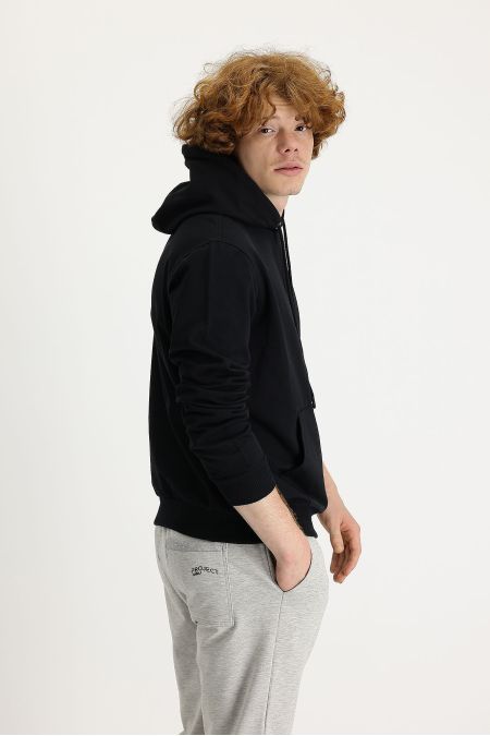 Hooded Pocket Sweatshirt