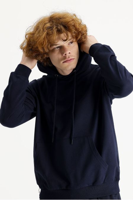 Hooded Pocket Sweatshirt