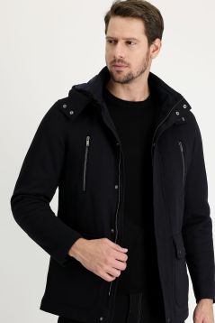 Verklebte Mantel-Jacke