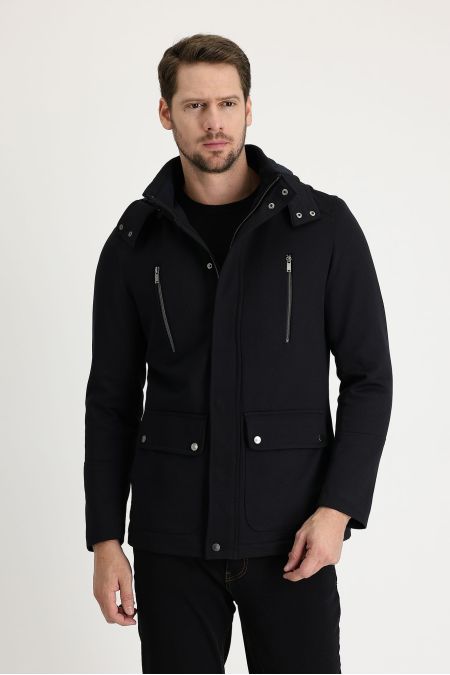 Verklebte Mantel-Jacke