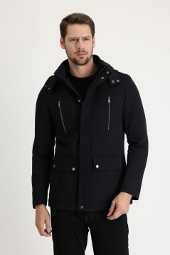 Verklebte Mantel-Jacke