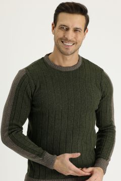 Rundhals-Slim-Fit-Gemusterter Wollstrickpullover