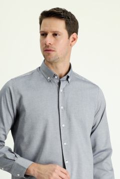 Long sleeve solid color classic shirt