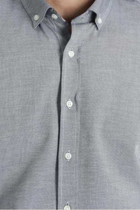 Long sleeve solid color classic shirt