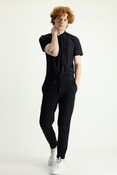 Slim Fit Sweatpants / Tracksuits