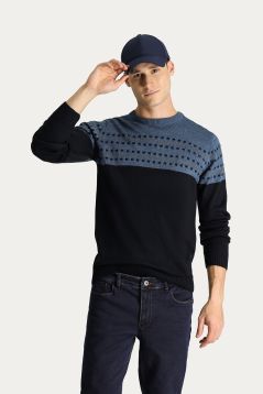 Pullover mit Rundhalsausschnitt, Slim Fit