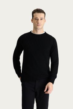 Rundhals Regular-Fit Gemusterter Strickpullover