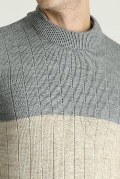 Pullover mit Rundhalsausschnitt, Slim Fit