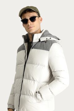 Slim-Fit Kapuzen-Sportjacke