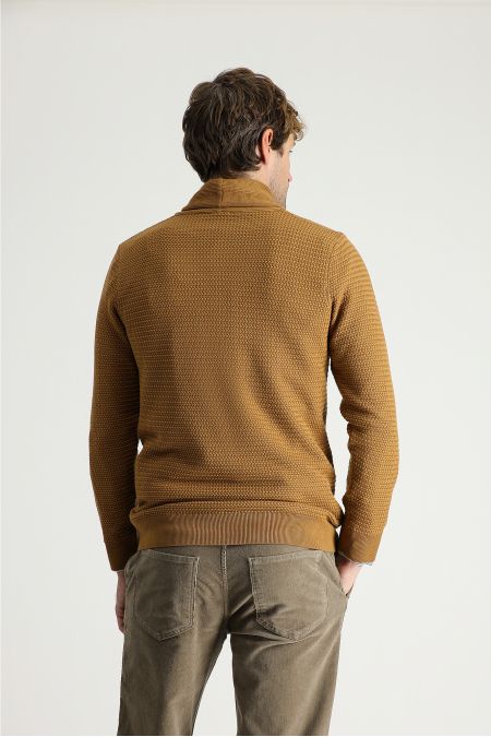 Shawl collar knitwear