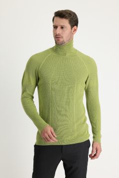 Turtleneck Slim Fit Jumper