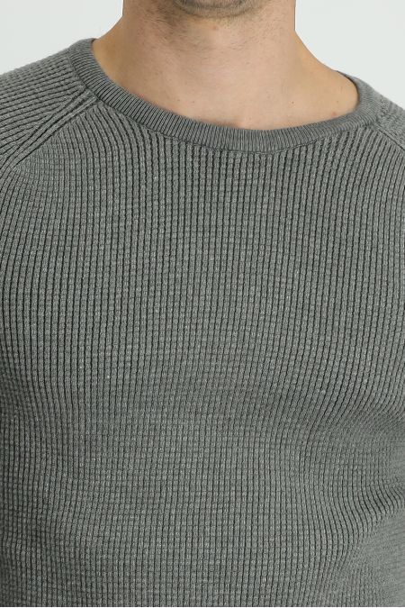 Pullover mit Rundhalsausschnitt, Slim Fit