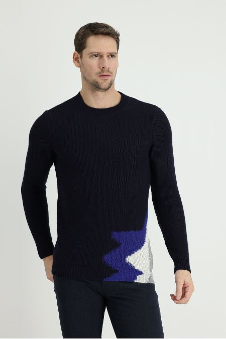 Rundhals-Slim-Fit-Gemusterter Wollstrickpullover