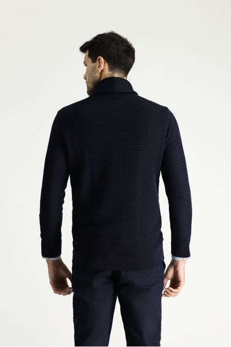 Shawl collar knitwear