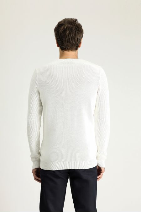 Rundhals Slim-Fit Gemusterter Baumwollstrickpullover