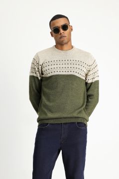 Pullover mit Rundhalsausschnitt, Slim Fit