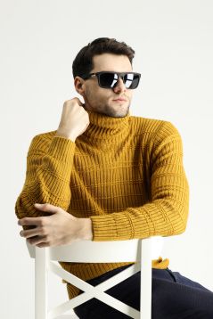 Turtleneck Slim Fit Jumper