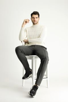 Mock-Turtleneck Slim Fit Jumper