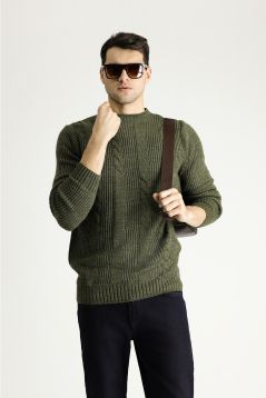 Pullover aus Wolle mit Rundhalsausschnitt, Slim Fit