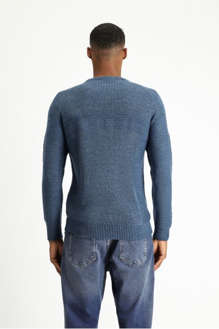 Rundhals Regular-Fit Nahtloser Gemusterter Strickpullover