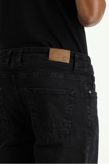 Slim-Fit Elastische Denim-Hose